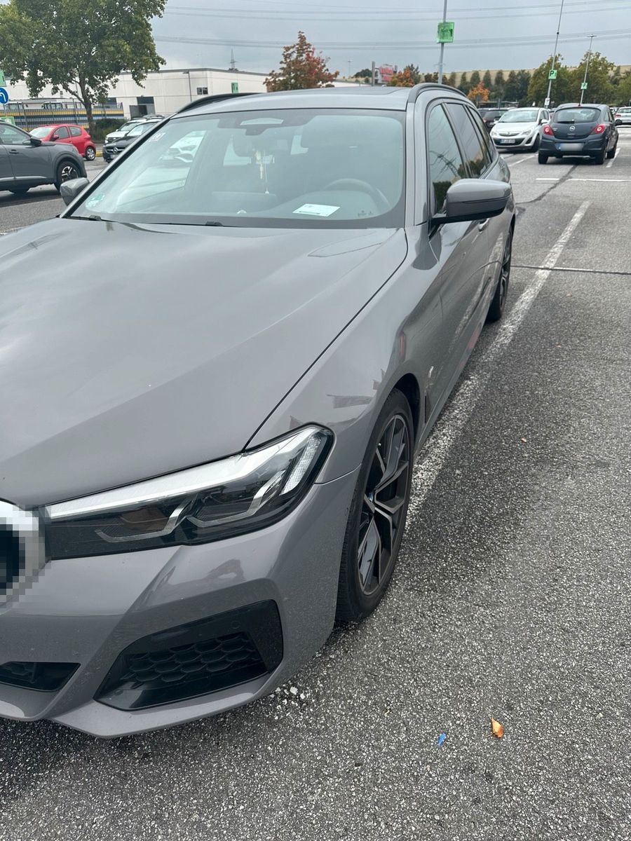 BMW 520 d M in Bernsteingrau Metallic foto 3