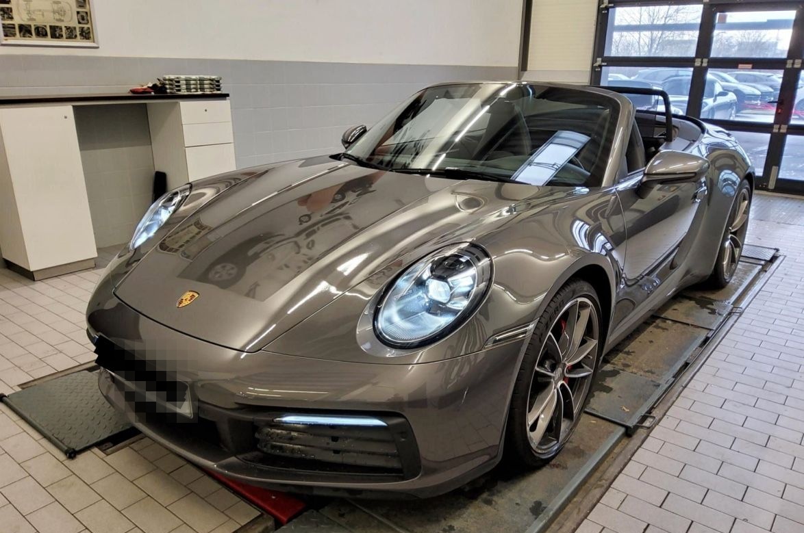 Porsche 992 Carrera 4 S Cabriolet Matrix Bose 21" foto 2
