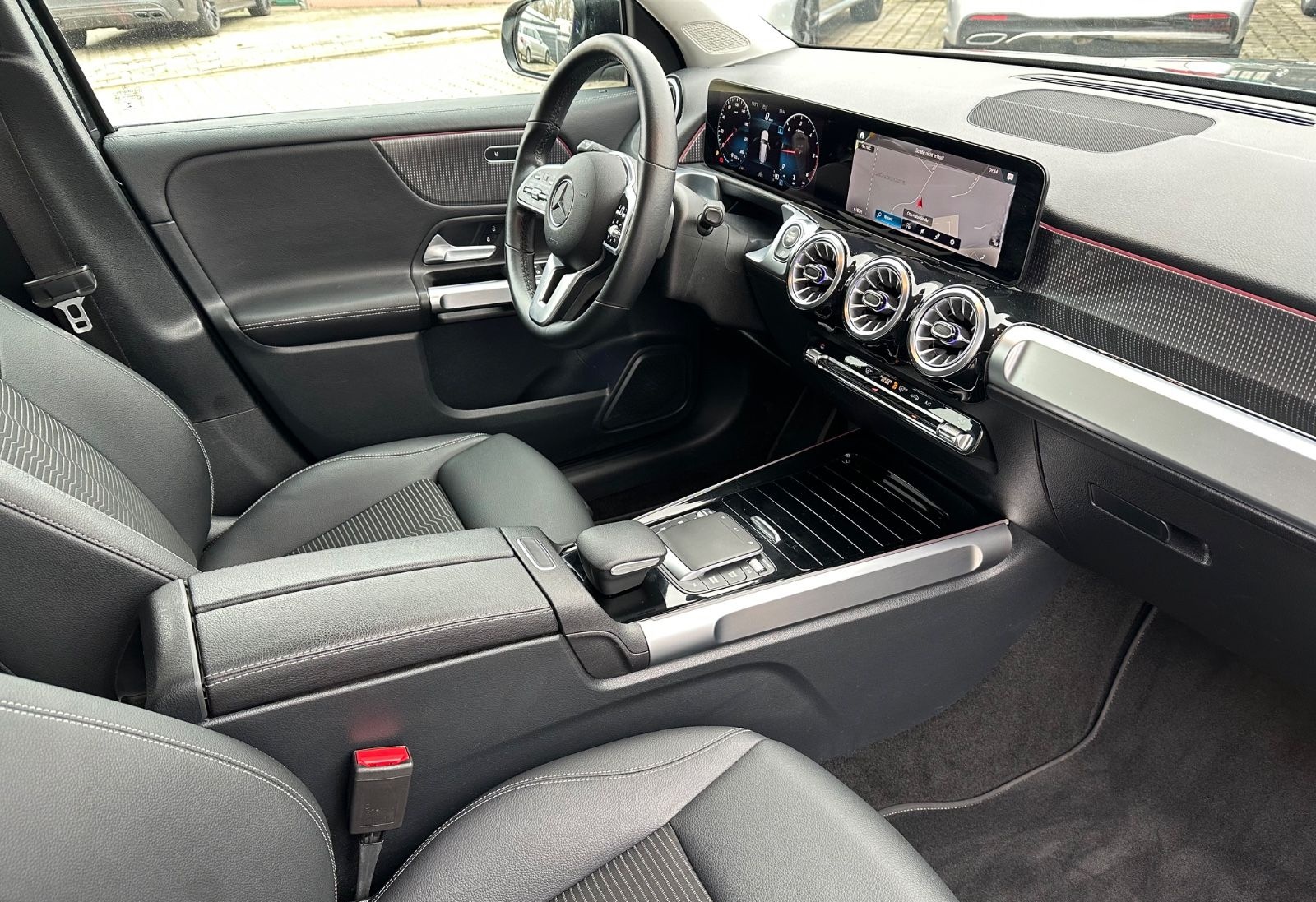 Mercedes-Benz GLB 220 d*DISTR*AHK*RFK*WIDE*AMBIENTE*ILS* foto 12