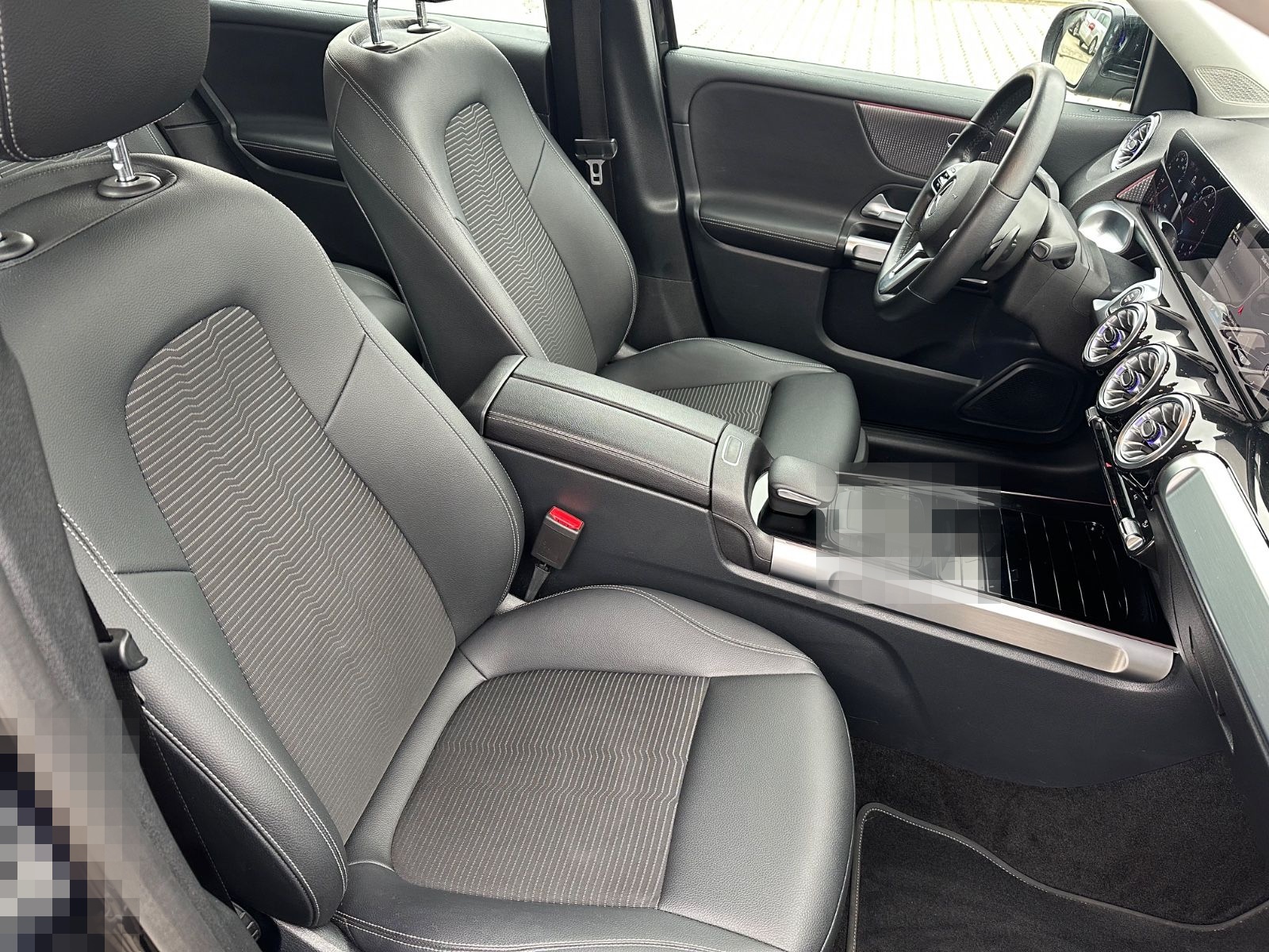 Mercedes-Benz GLB 220 d*DISTR*AHK*RFK*WIDE*AMBIENTE*ILS* foto 13