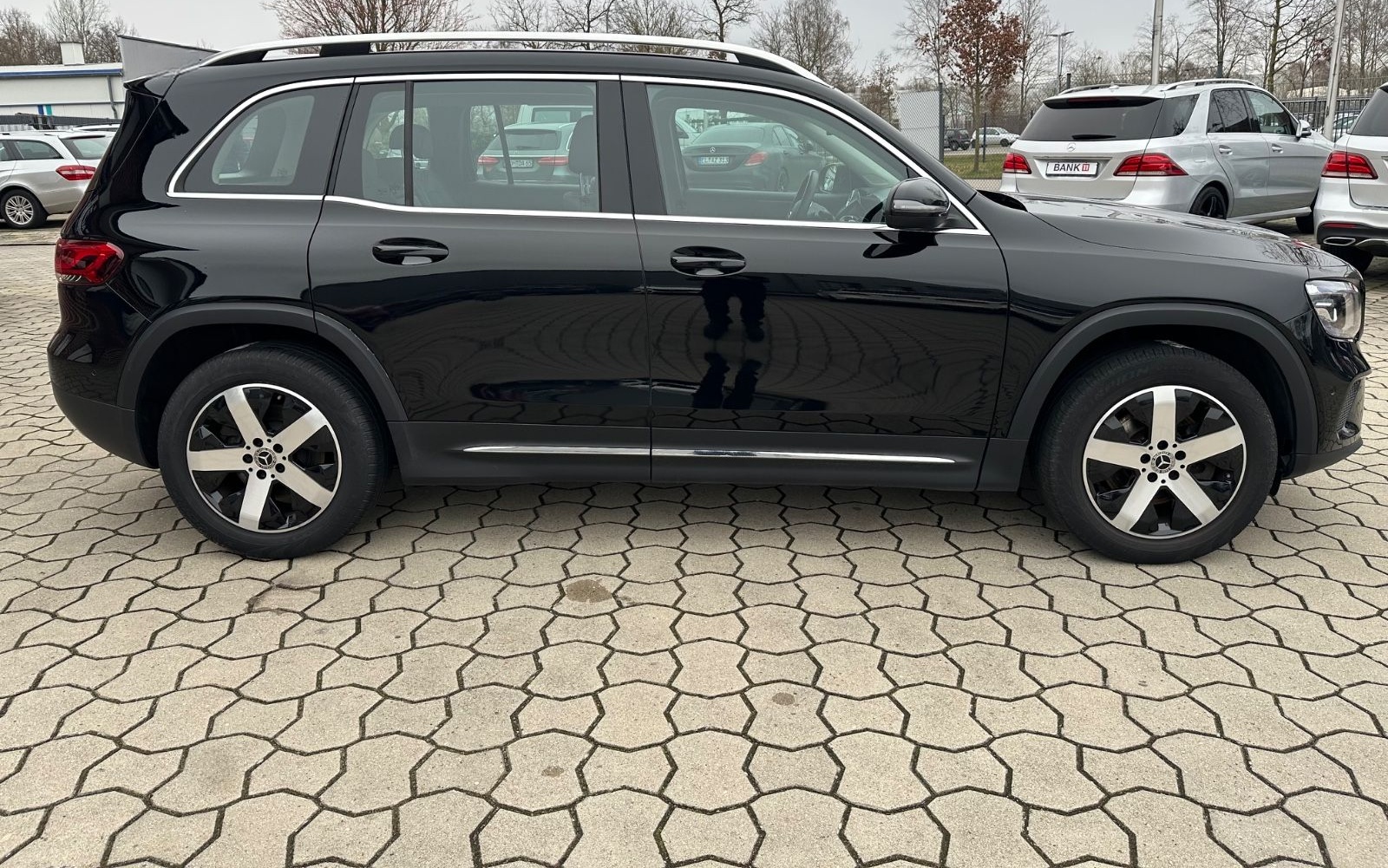 Mercedes-Benz GLB 220 d*DISTR*AHK*RFK*WIDE*AMBIENTE*ILS* foto 5