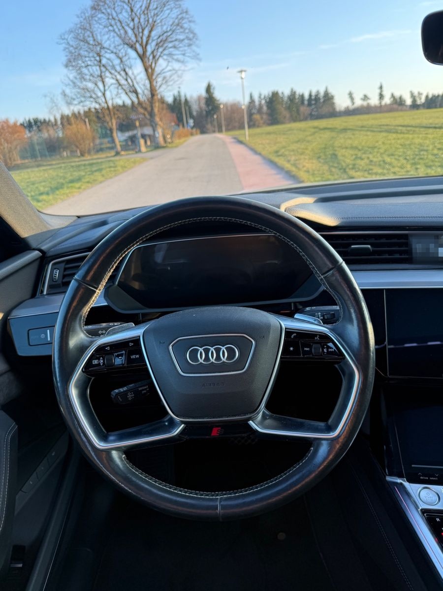 Audi e-tron 55 S line | Matrix LED | B&O | Pano | foto 8