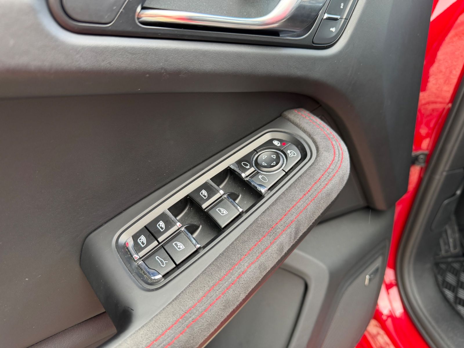 Porsche Macan GTS *CARBON*CHRONO*MATRIX*BOSE*KAMERA*VOLL foto 18