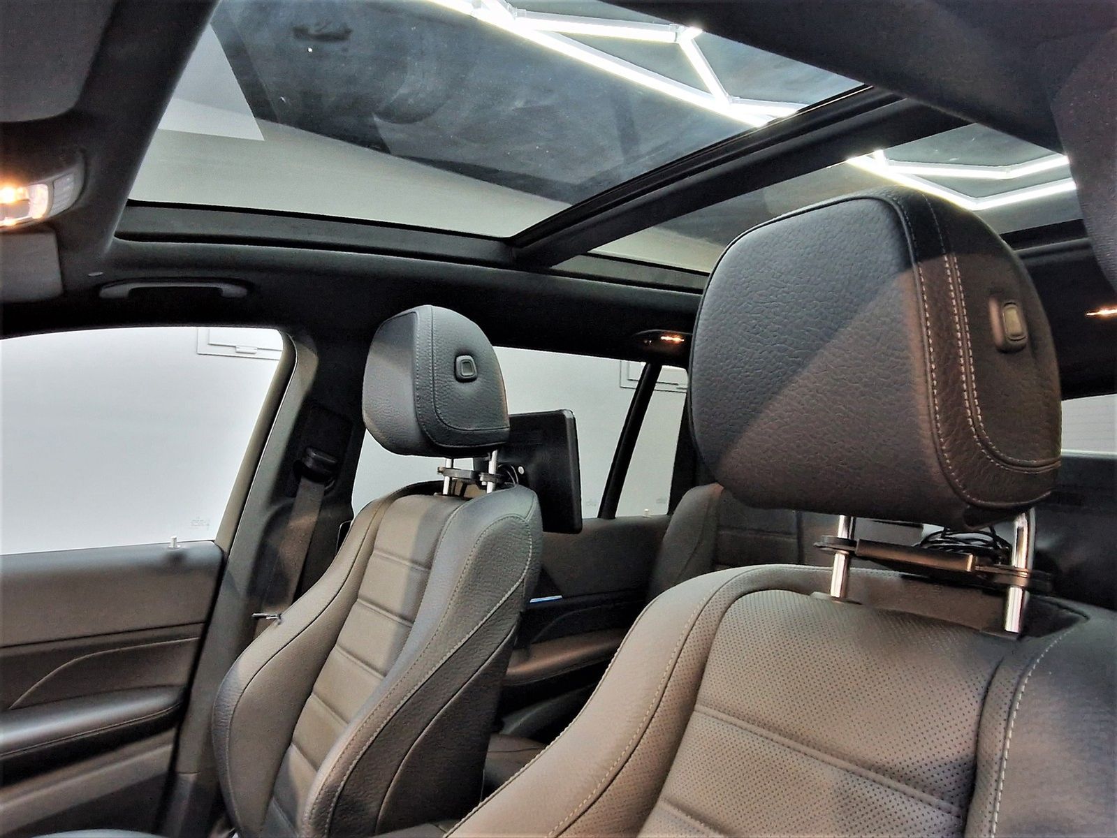 Mercedes-Benz GLS 400 d 63 AMG|DISTRONIC|PANO|BURMESTER| foto 9