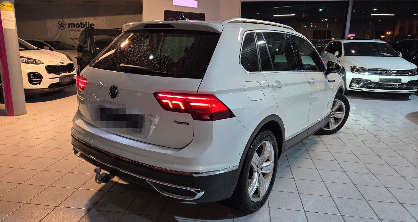 Volkswagen Tiguan Elegance4X4-AHK+STANDHZ+LEDER+KAM+LED+NAV foto 3