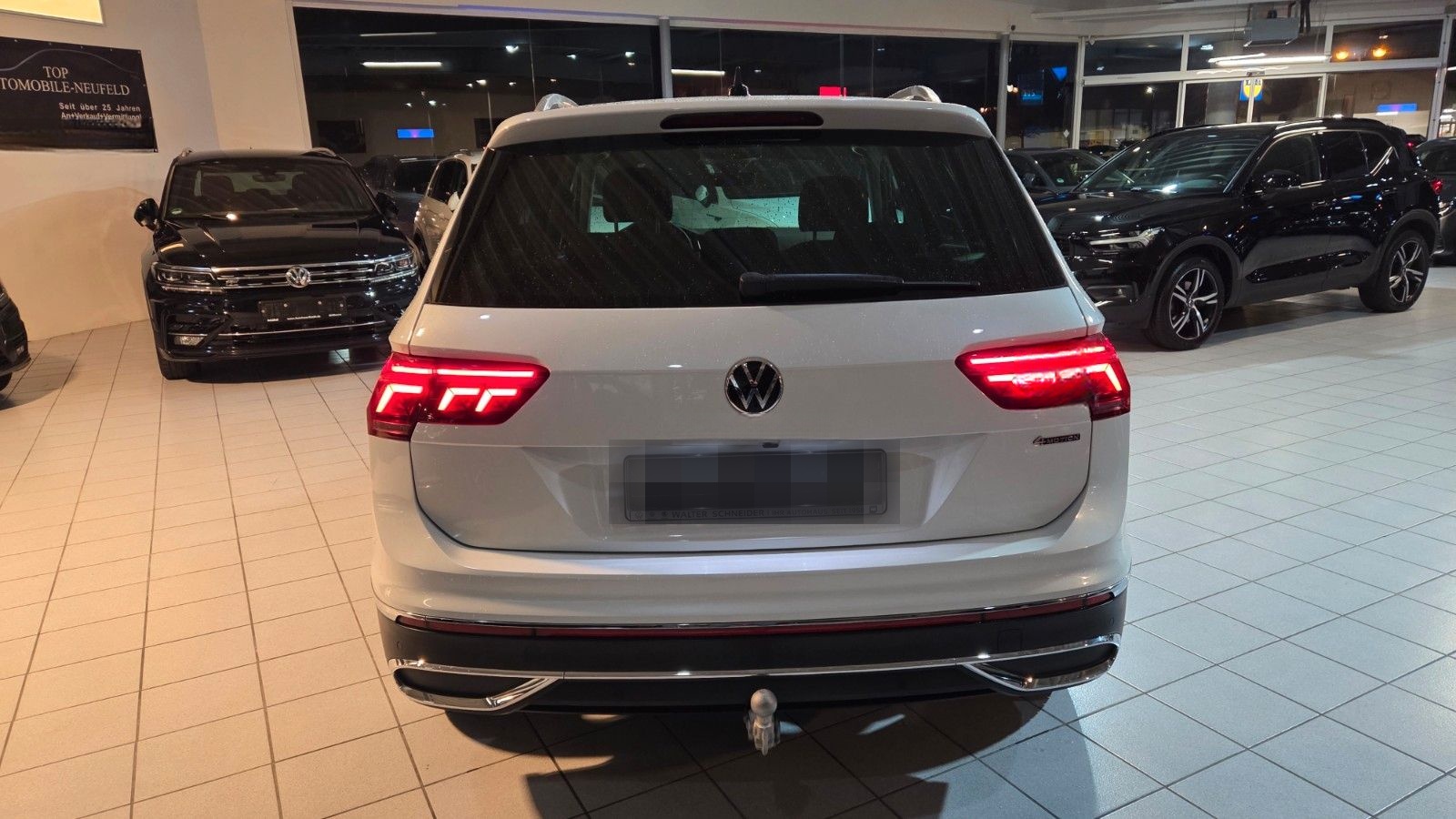 Volkswagen Tiguan Elegance4X4-AHK+STANDHZ+LEDER+KAM+LED+NAV foto 4