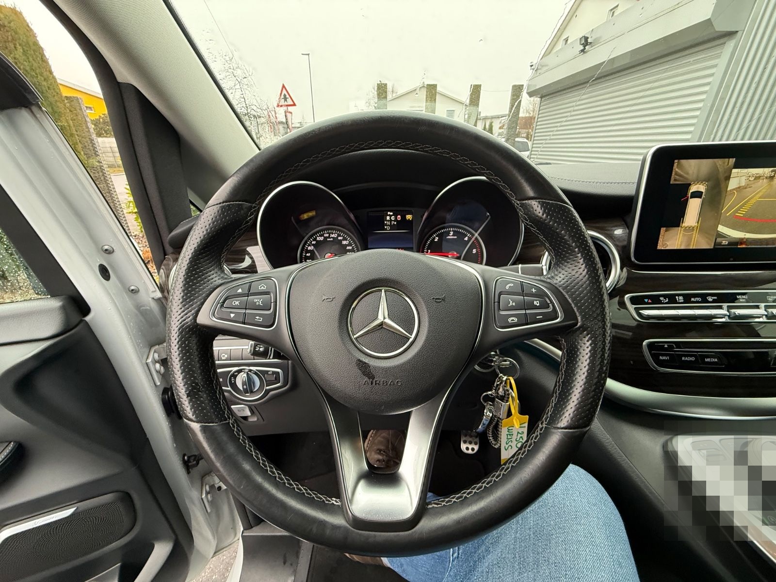 Mercedes-Benz V 250V/AVANTG./EDITION lang/Burmester PANO foto 12