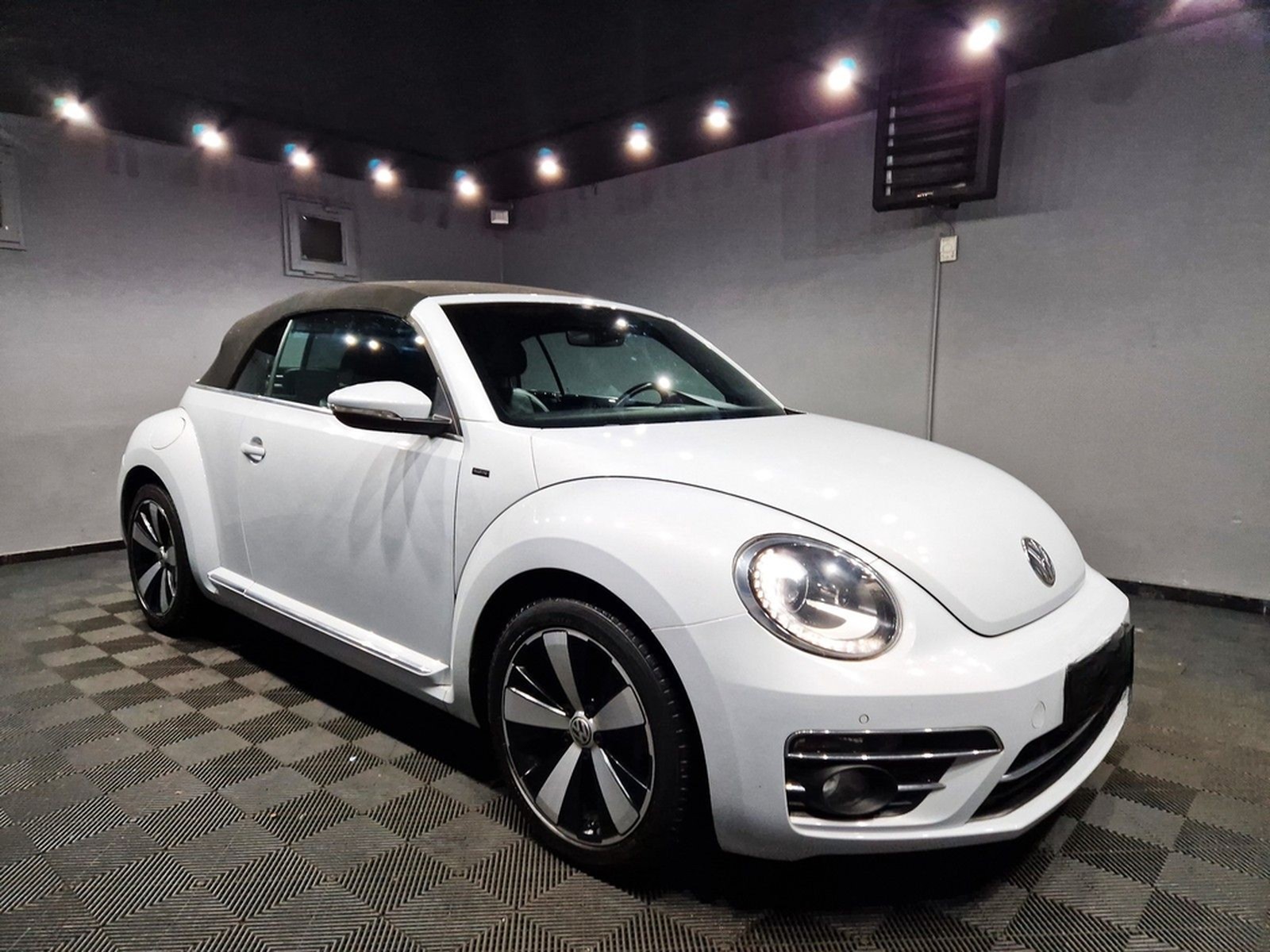 Volkswagen Beetle Cabriolet Allstar BTM 1.2 TSI|AUTOM|LEDER foto 2
