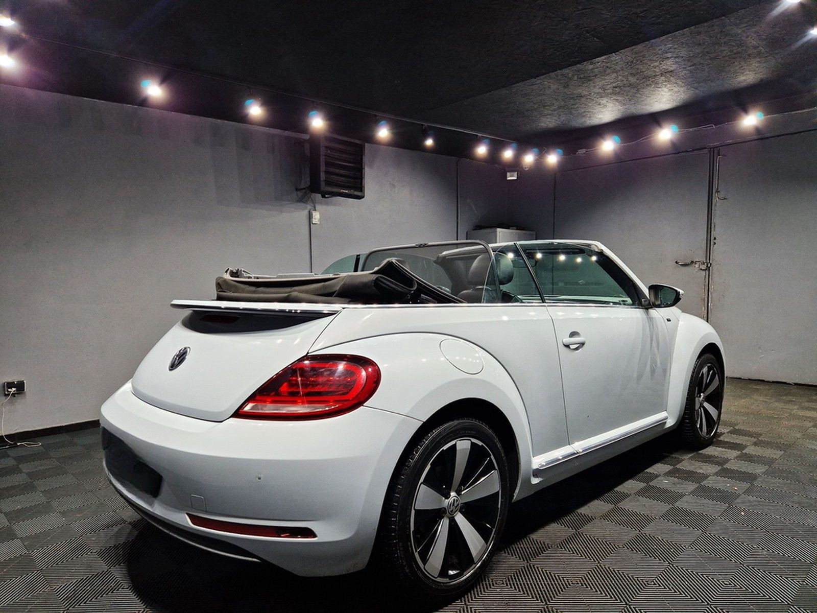 Volkswagen Beetle Cabriolet Allstar BTM 1.2 TSI|AUTOM|LEDER foto 4