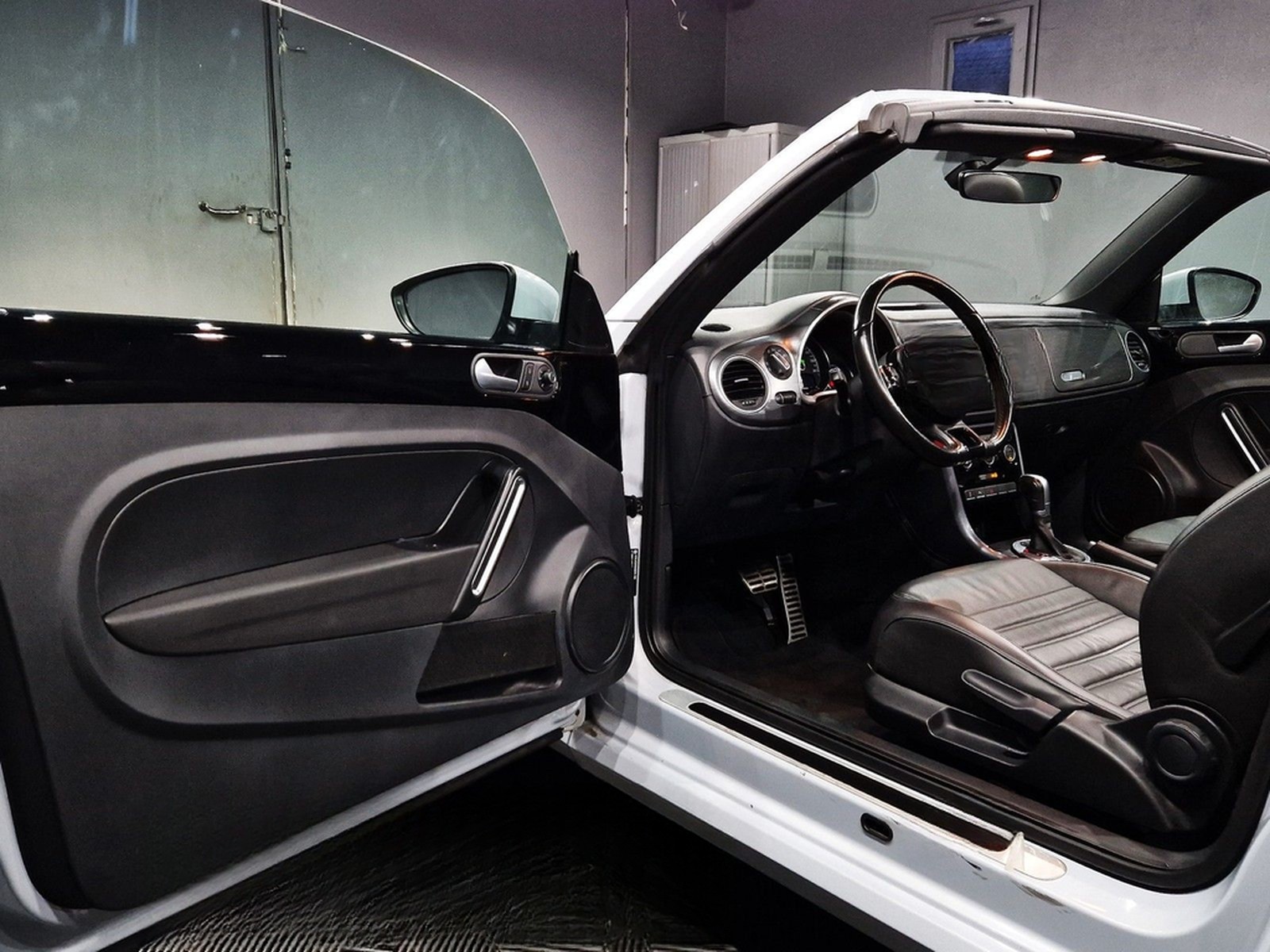 Volkswagen Beetle Cabriolet Allstar BTM 1.2 TSI|AUTOM|LEDER foto 7