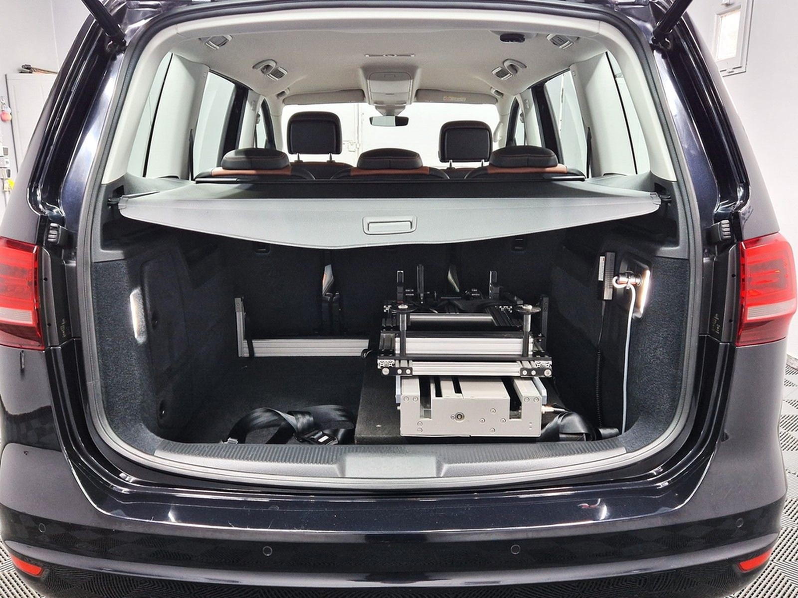 Volkswagen Sharan HIGHLINE BTM|BEHINDERTENGERECHT|AUTOM|LED foto 13