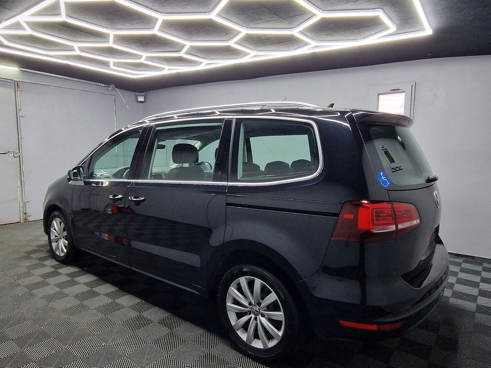Volkswagen Sharan HIGHLINE BTM|BEHINDERTENGERECHT|AUTOM|LED foto 3
