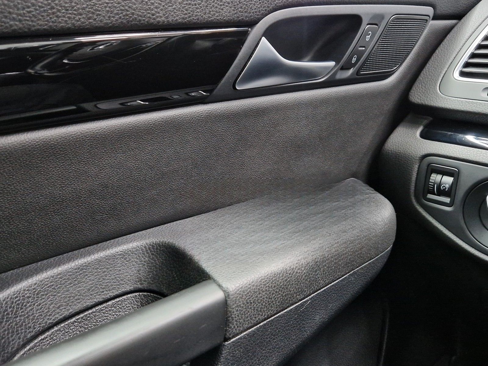 Volkswagen Sharan HIGHLINE BTM|BEHINDERTENGERECHT|AUTOM|LED foto 30