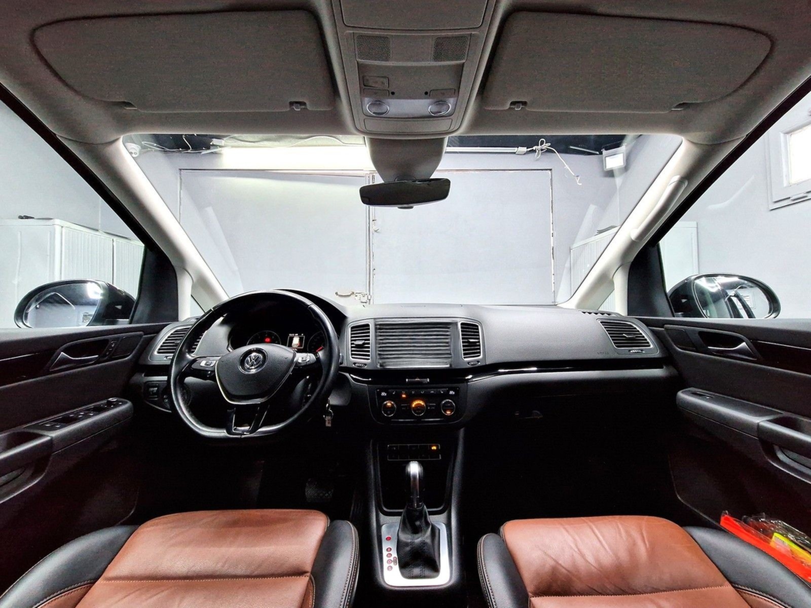 Volkswagen Sharan HIGHLINE BTM|BIXENON|AUTOM|LEDER foto 7
