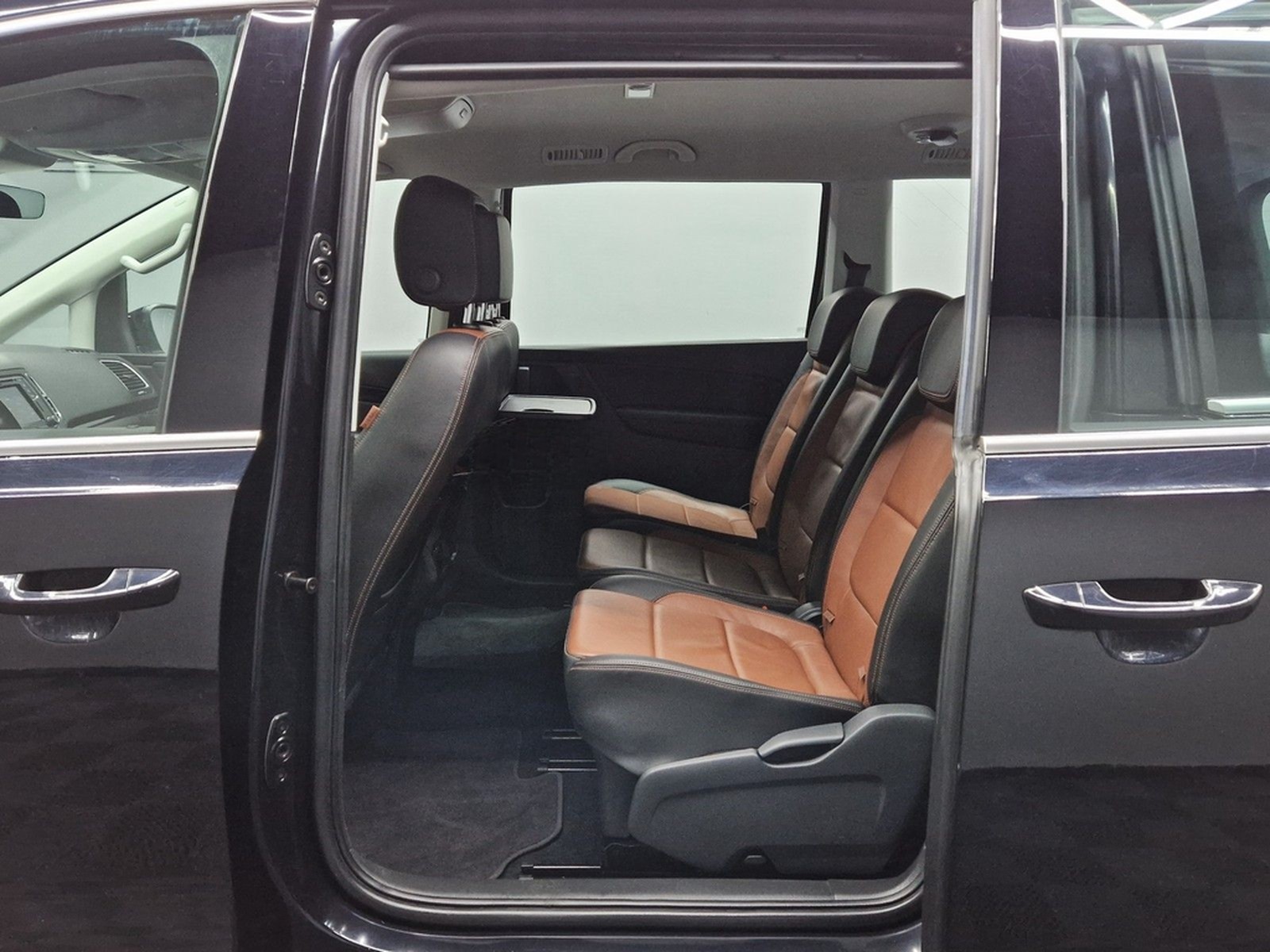 Volkswagen Sharan HIGHLINE BTM|BIXENON|AUTOM|LEDER foto 9