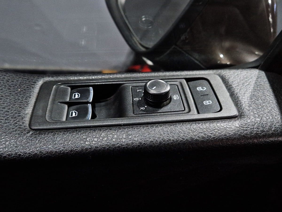 Volkswagen T6 Multivan Comfortline Lang 5 JAHRE NA foto 21