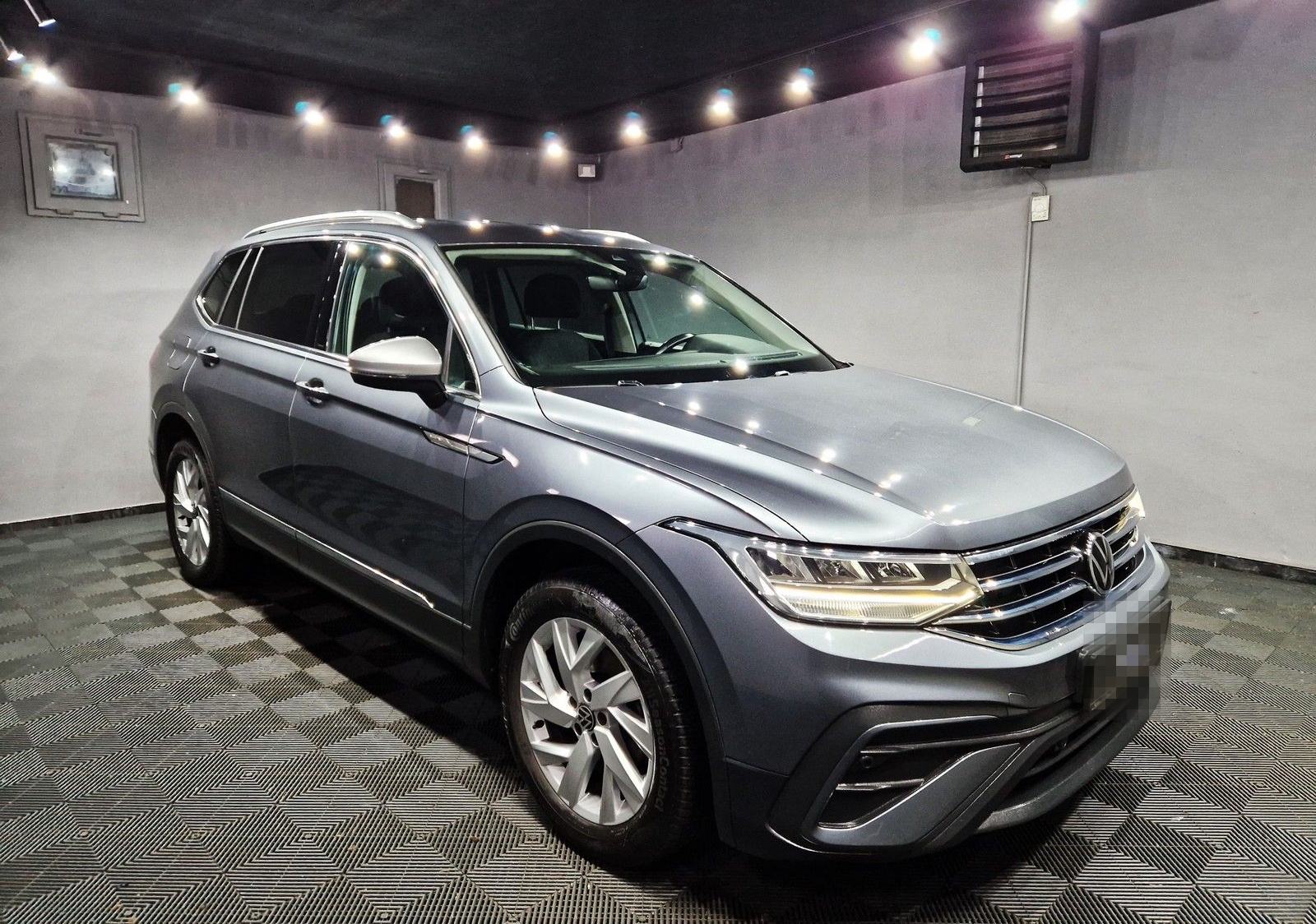 Volkswagen Tiguan Allspace Life|AUTOM|7 SITZER|LED|NAVI|R-K foto 2