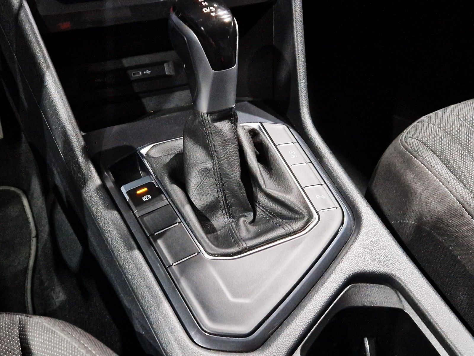 Volkswagen Tiguan Allspace Life|AUTOM|7 SITZER|LED|NAVI|R-K foto 22