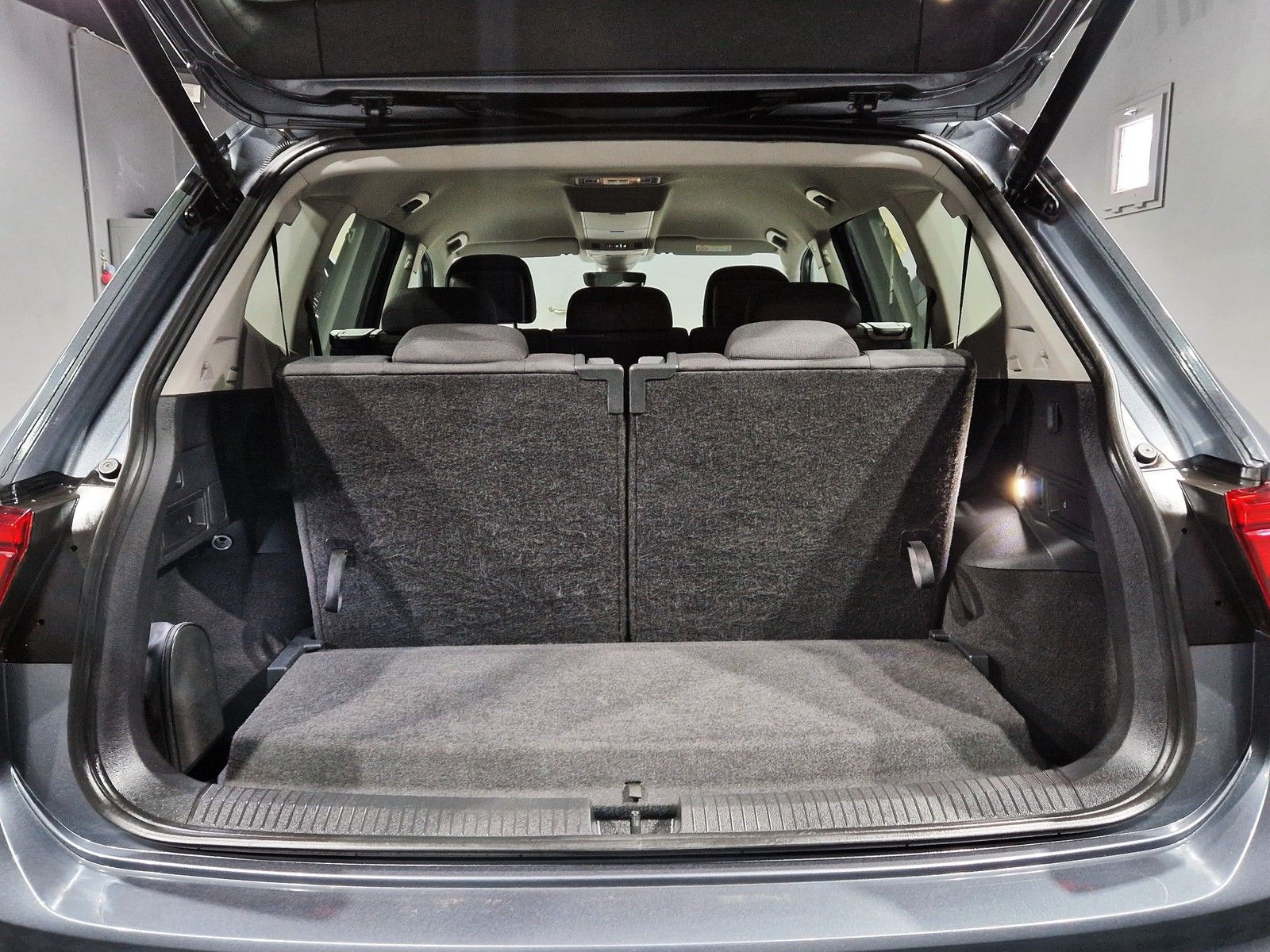 Volkswagen Tiguan Allspace Life|AUTOM|7 SITZER|LED|NAVI|R-K foto 8