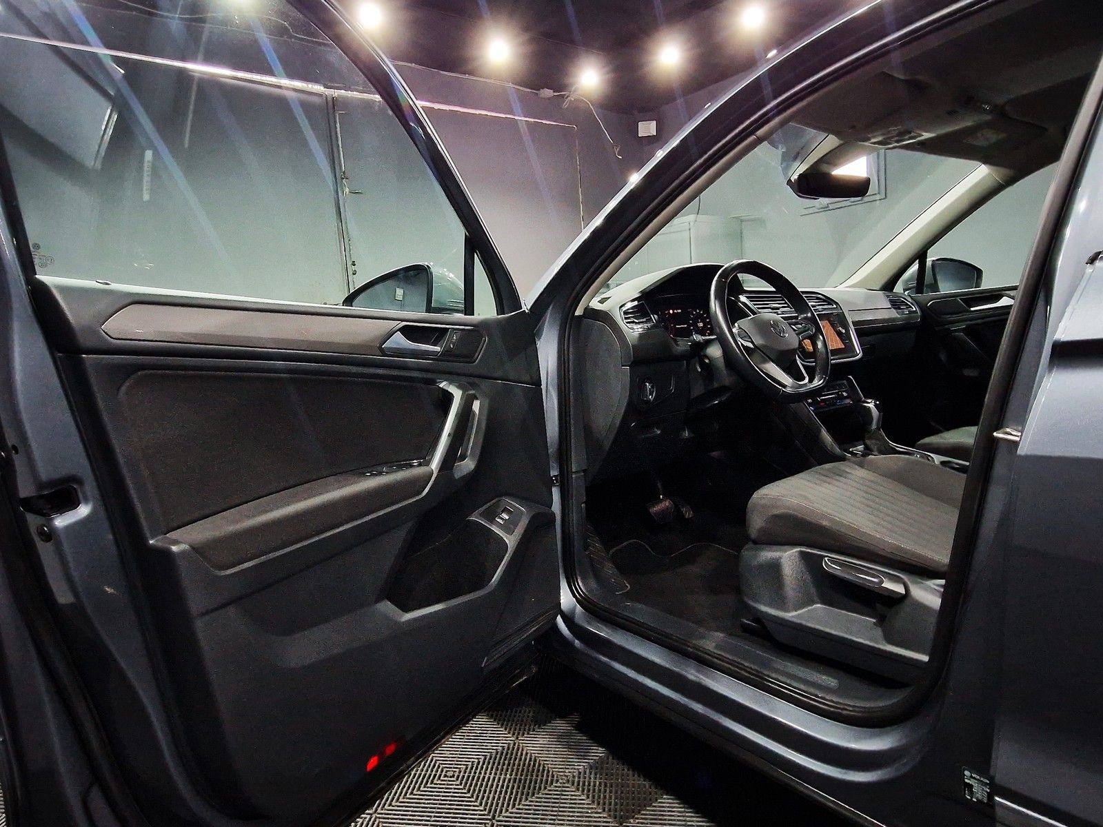 Volkswagen Tiguan Allspace Life|AUTOM|7 SITZER|LED|NAVI|R-K foto 9