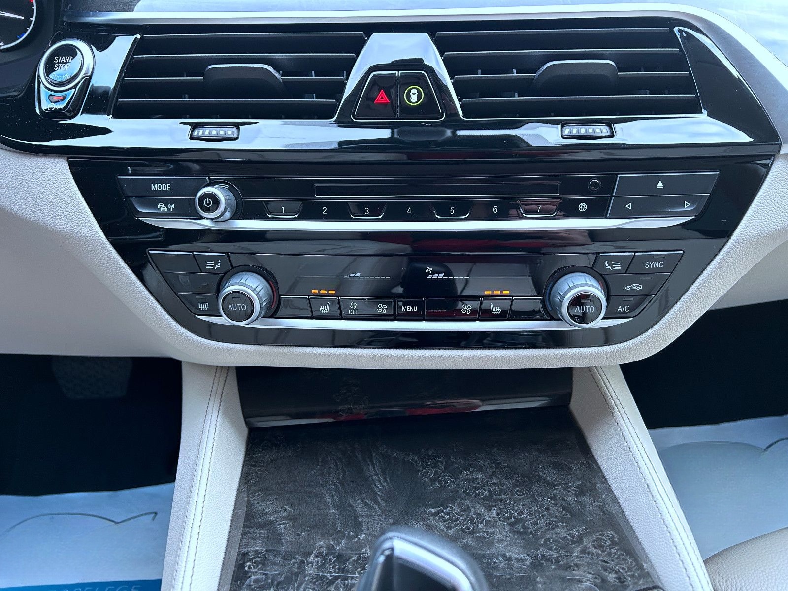 BMW 540 i 5 Lim. Luxury Line LED Navi Leder GARANTIE foto 14