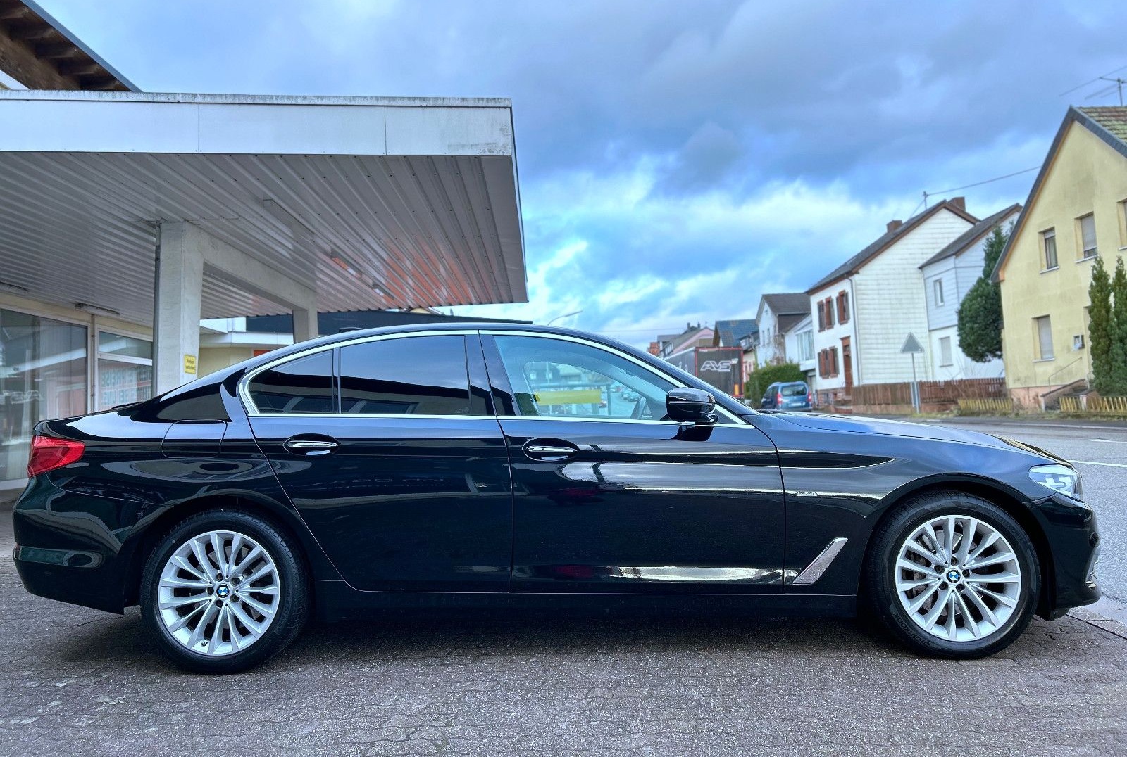 BMW 540 i 5 Lim. Luxury Line LED Navi Leder GARANTIE foto 5