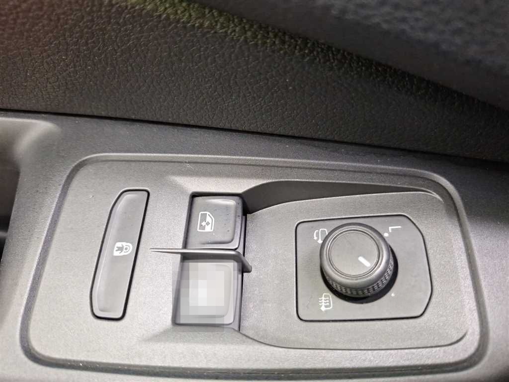 Volkswagen Caddy Kombi 2.0 TDI 4MOTION LED Winterpaket PDC foto 16