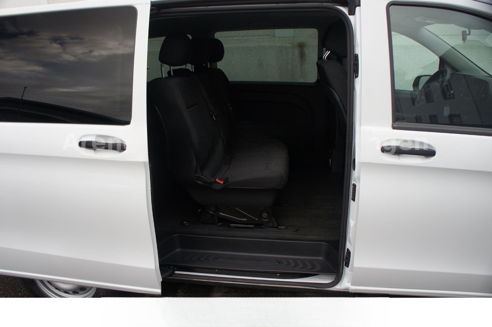 Mercedes-Benz Vito Tourer 119CDI lang Automatik*AHK*8-SITZER* foto 10