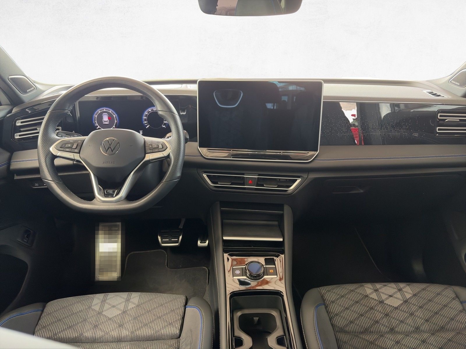 Volkswagen Tiguan R-Line 1.5 eTSI DSG /AHK/Matrix/Pano/HuD foto 11