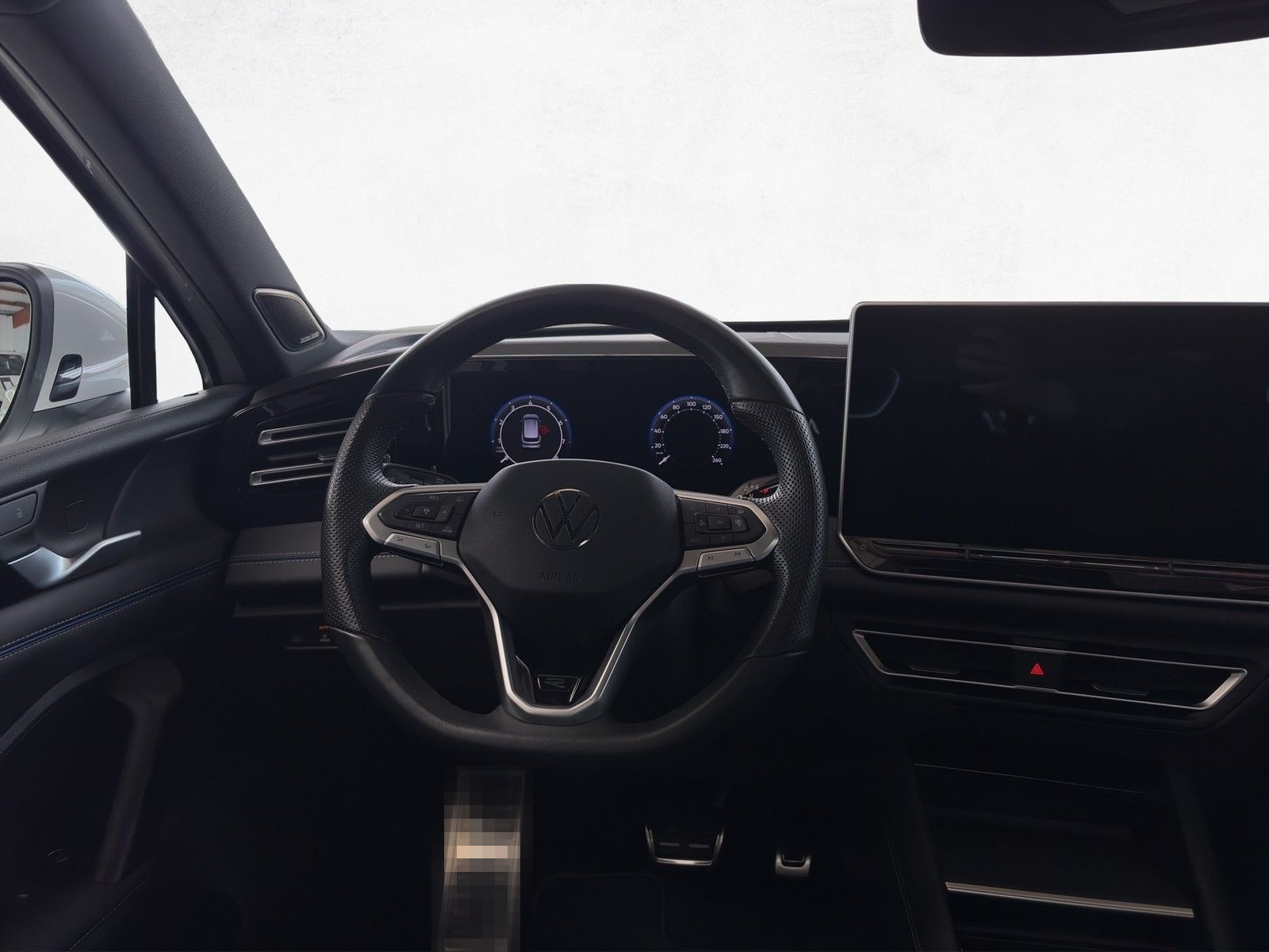 Volkswagen Tiguan R-Line 1.5 eTSI DSG /AHK/Matrix/Pano/HuD foto 12
