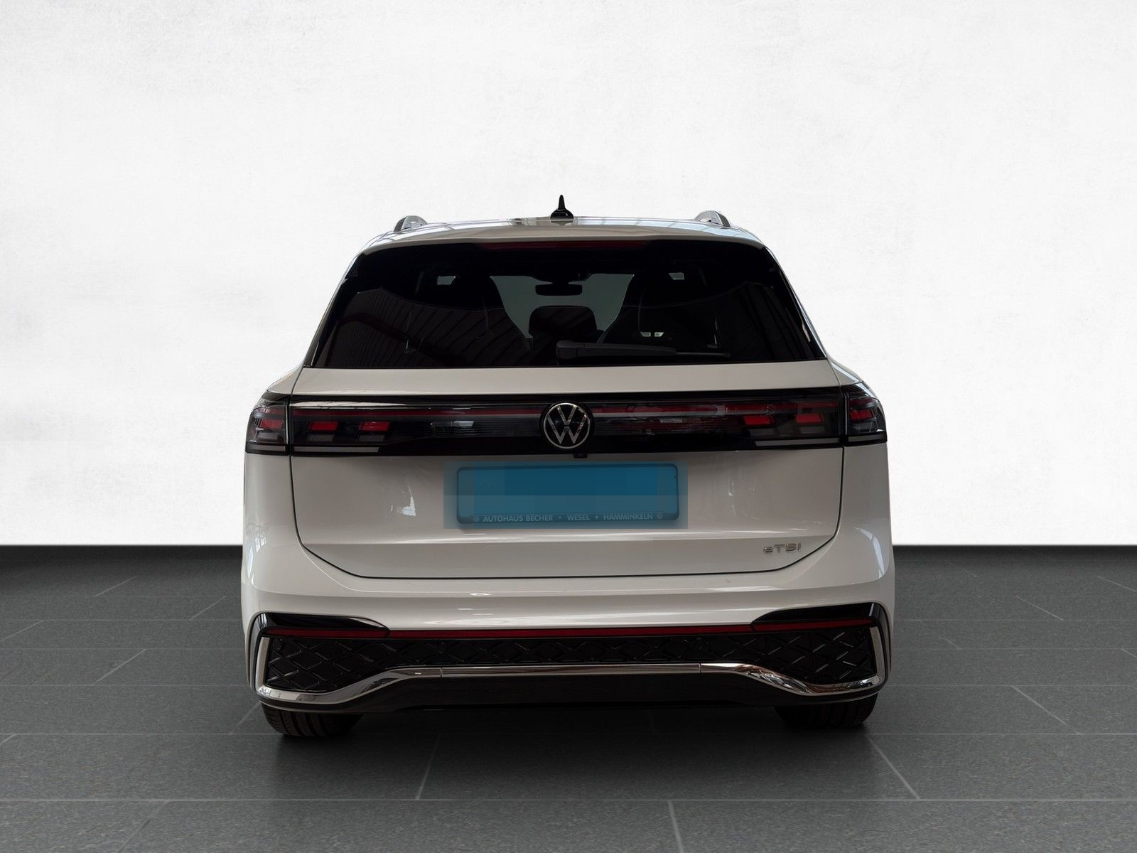 Volkswagen Tiguan R-Line 1.5 eTSI DSG /AHK/Matrix/Pano/HuD foto 5