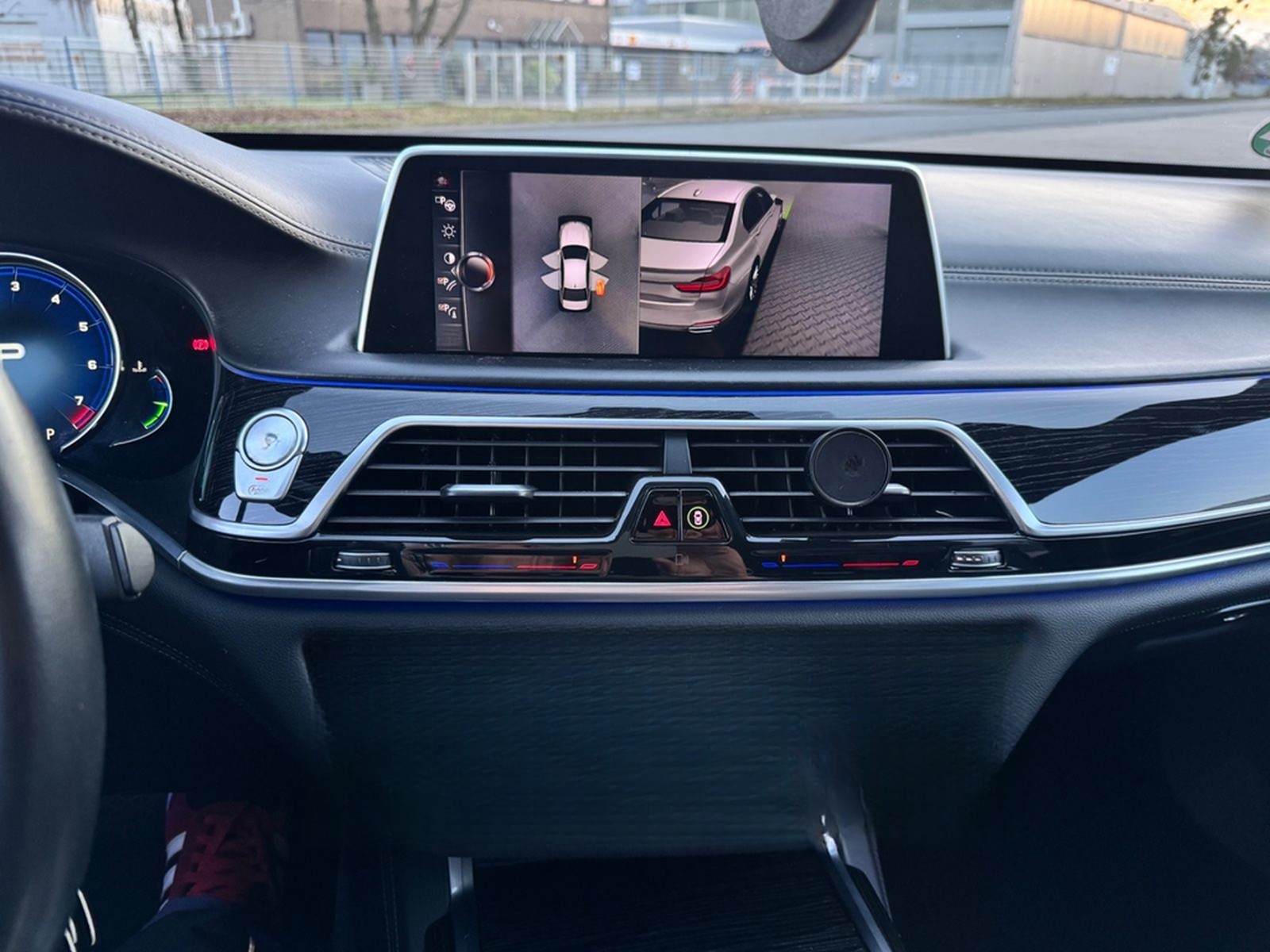 BMW 750i xDrive - M-Paket  foto 4