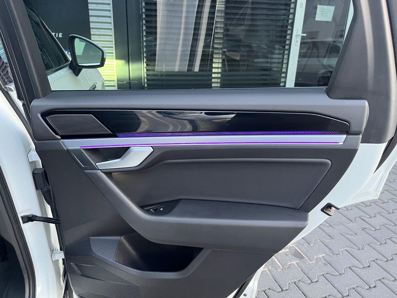 Volkswagen Touareg R-Line 4Motion*LED*PANO*AHK*Standheizung foto 16