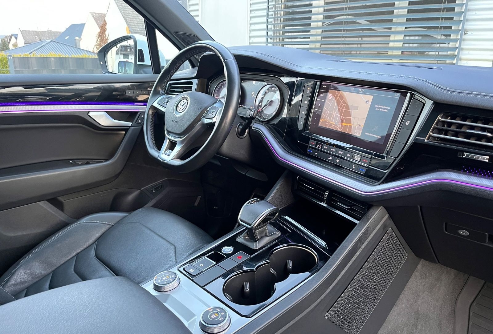 Volkswagen Touareg R-Line 4Motion*LED*PANO*AHK*Standheizung foto 8
