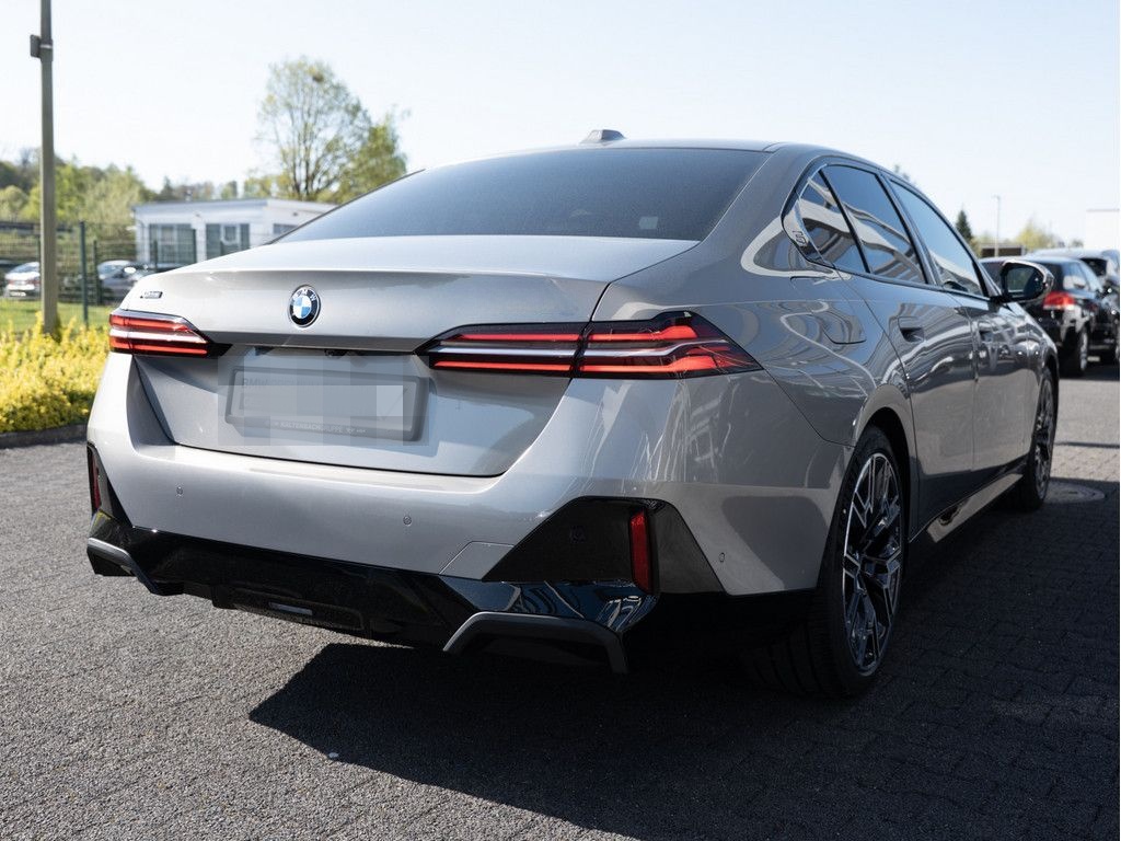BMW 520d xDrive M-Sport STANDHZ HUD 360° LED ACC H/K foto 6