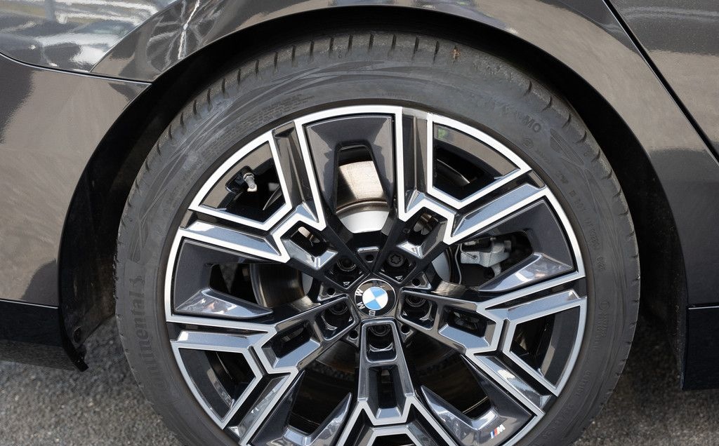 BMW 520d xDrive M-Sport AHK STANDHZ HUD 360° LED ACC foto 13