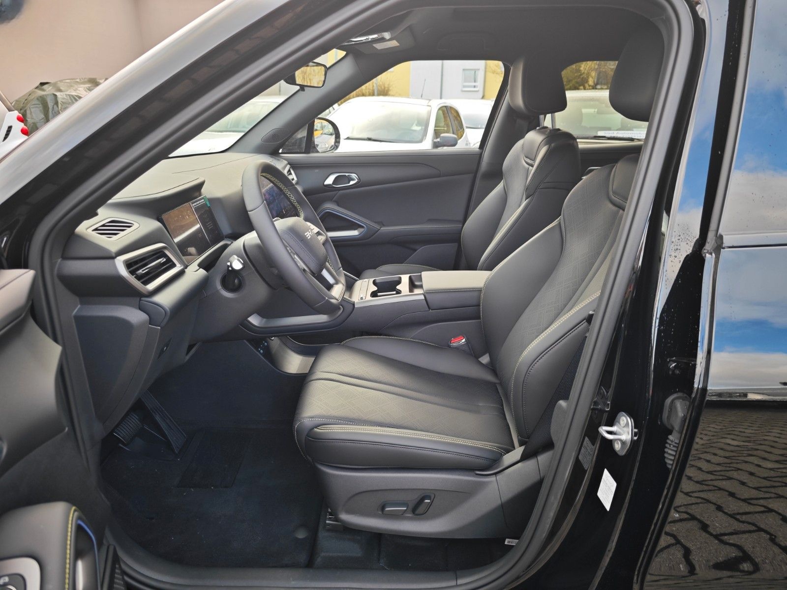 BYD ATTO 2 DM-i Boost HYPRID PANO*KAM*LEDER*1000 KM foto 11