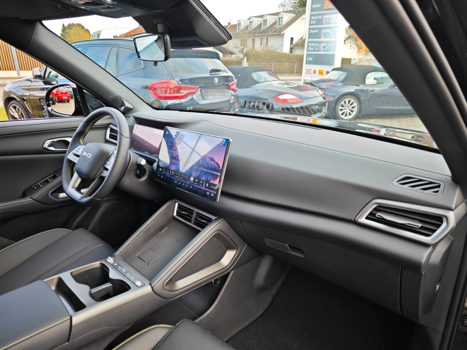 BYD ATTO 2 DM-i Boost HYPRID PANO*KAM*LEDER*1000 KM foto 17