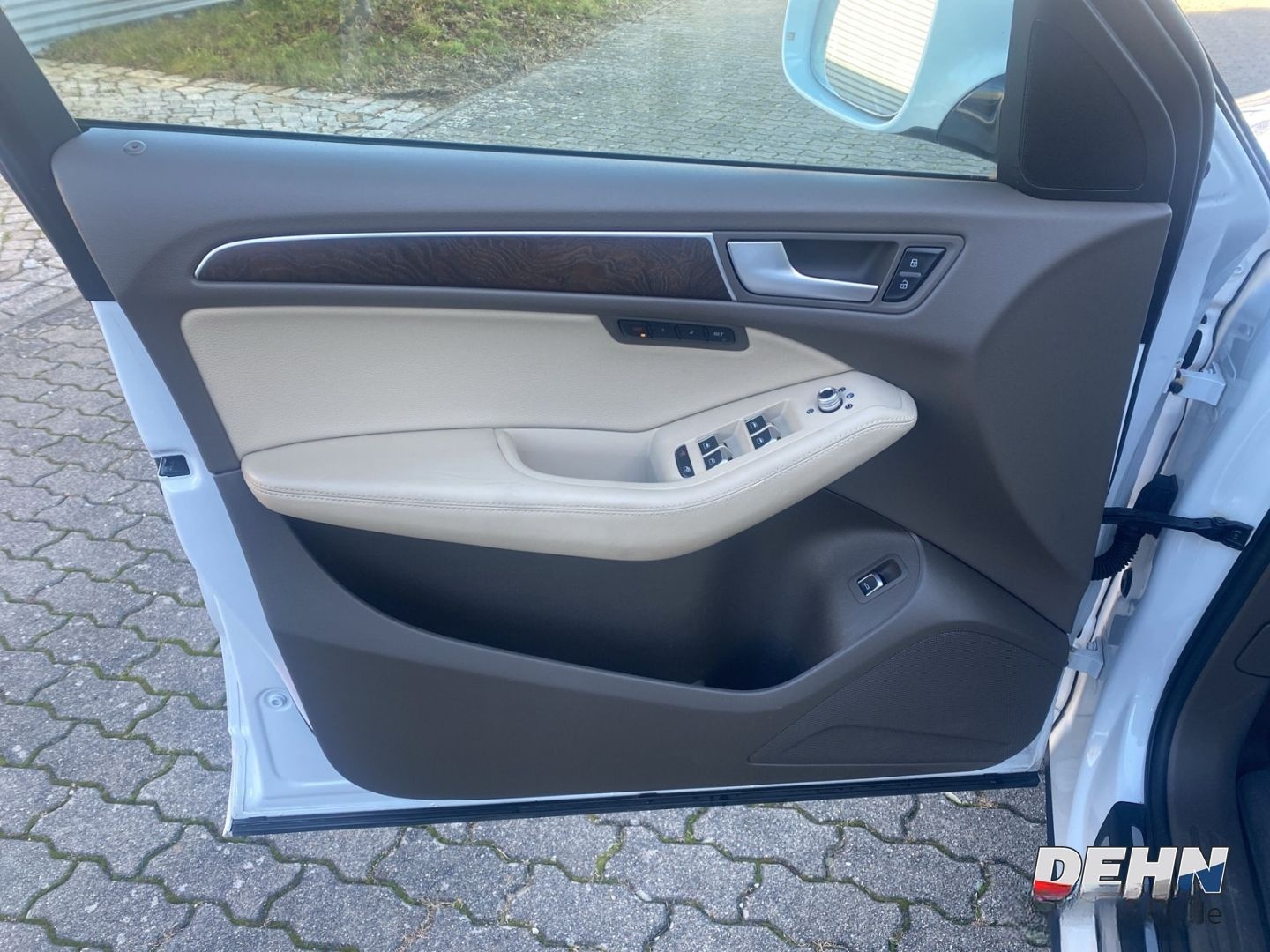 Audi Q5 2.0 TDI DSG quattro Pano MMI Magnetic Kamera foto 18