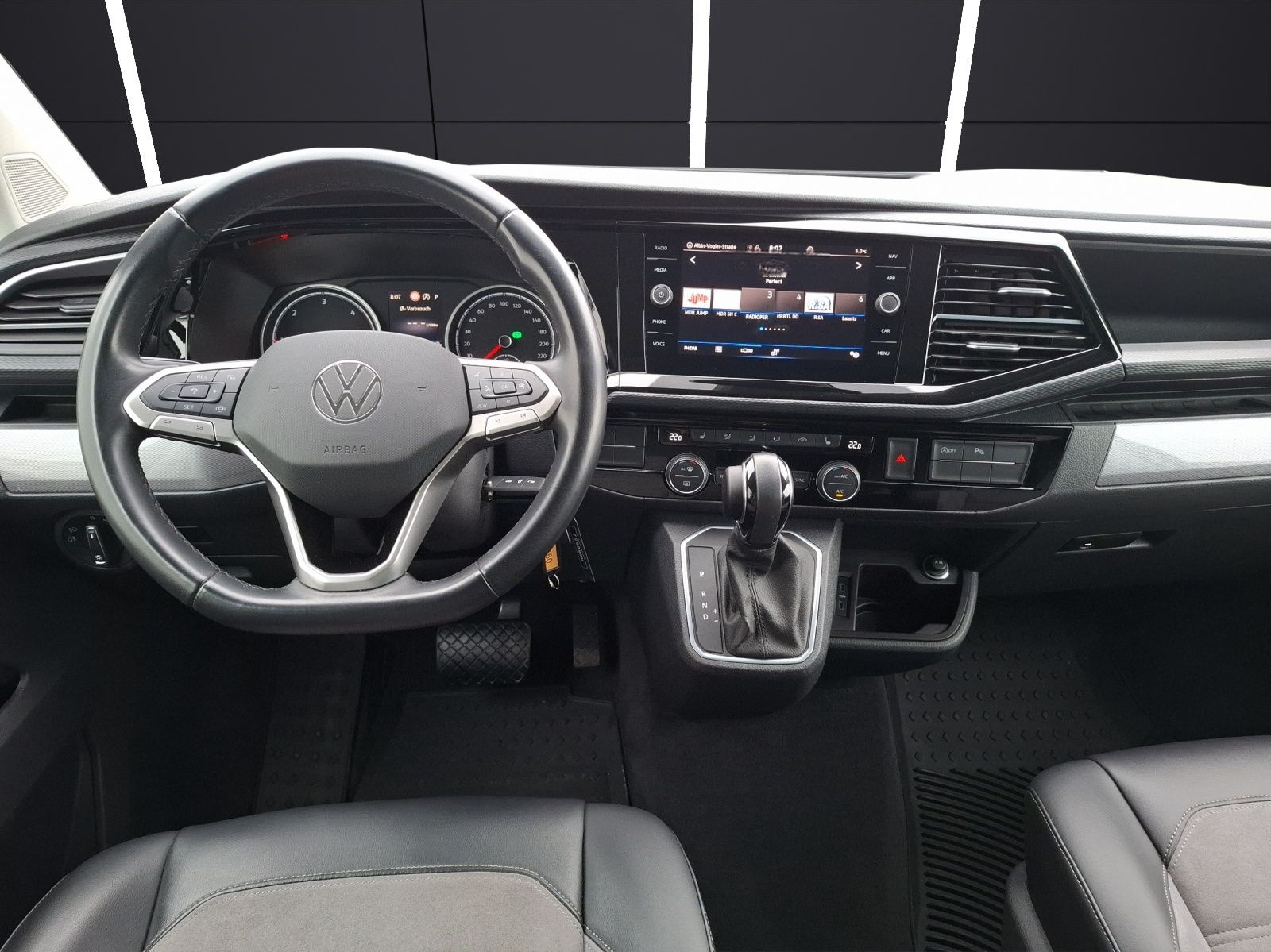 Volkswagen T6.1 Multivan TDI Generation Six DSG LED Navi ST foto 14