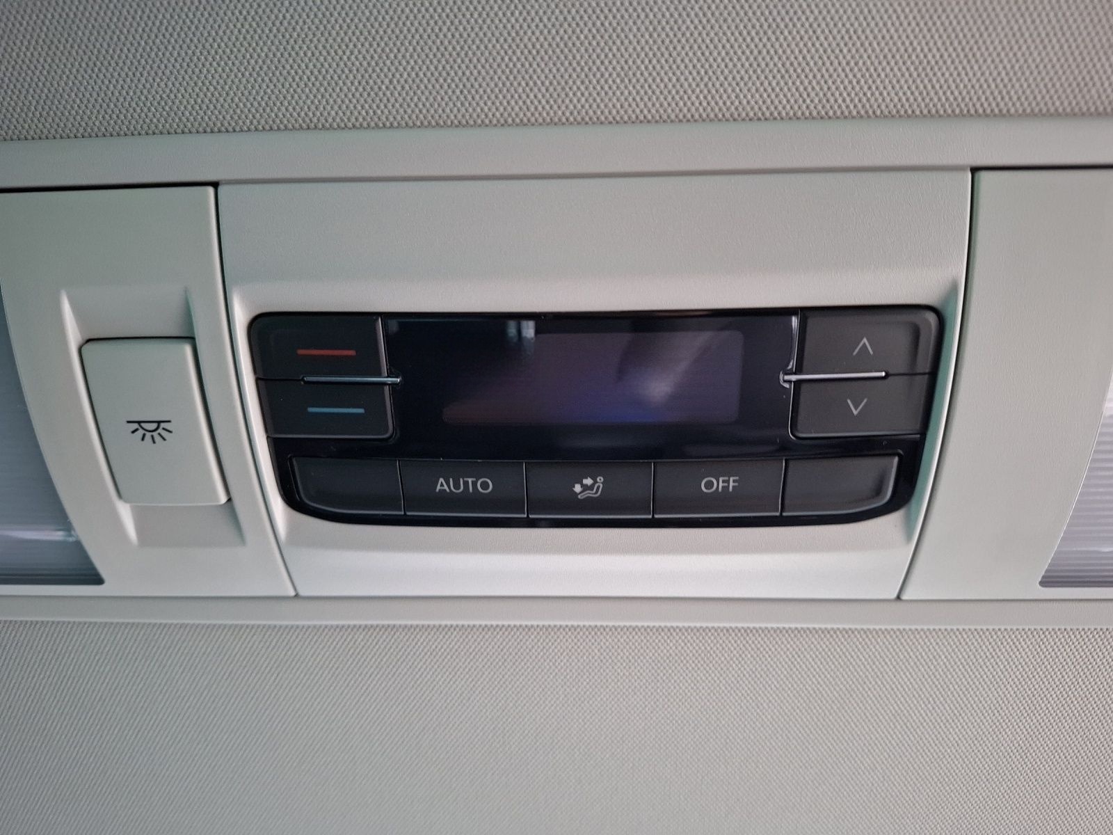 Volkswagen T6.1 Multivan TDI Generation Six DSG LED Navi ST foto 25