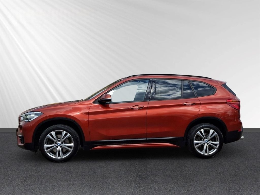 BMW X1 20i sDrive Sport Line LED PDC RFK SHZ HiFi foto 2