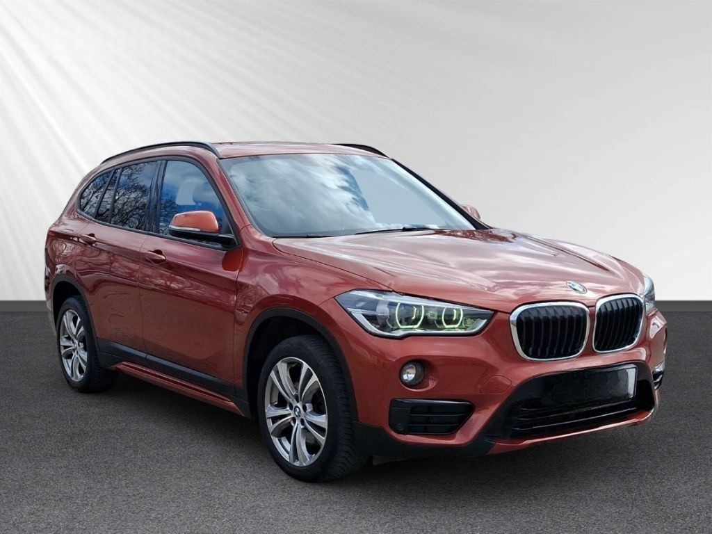 BMW X1 20i sDrive Sport Line LED PDC RFK SHZ HiFi foto 6