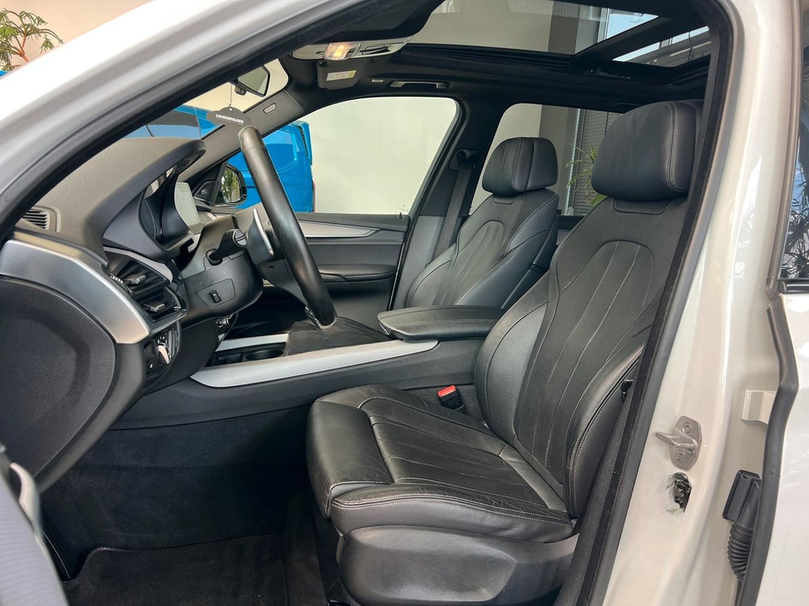 BMW X5 M50d NIGHTVISION|PANO|AHK|HUD|HARMAN|CARPLAY foto 17