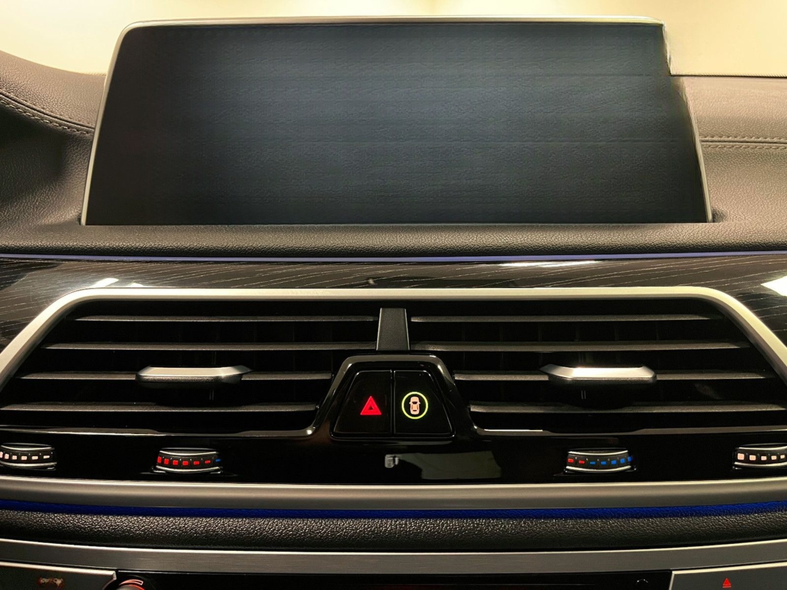 BMW 740 d xDrive M Sport-Paket*Laserlicht/Vollausst. foto 14