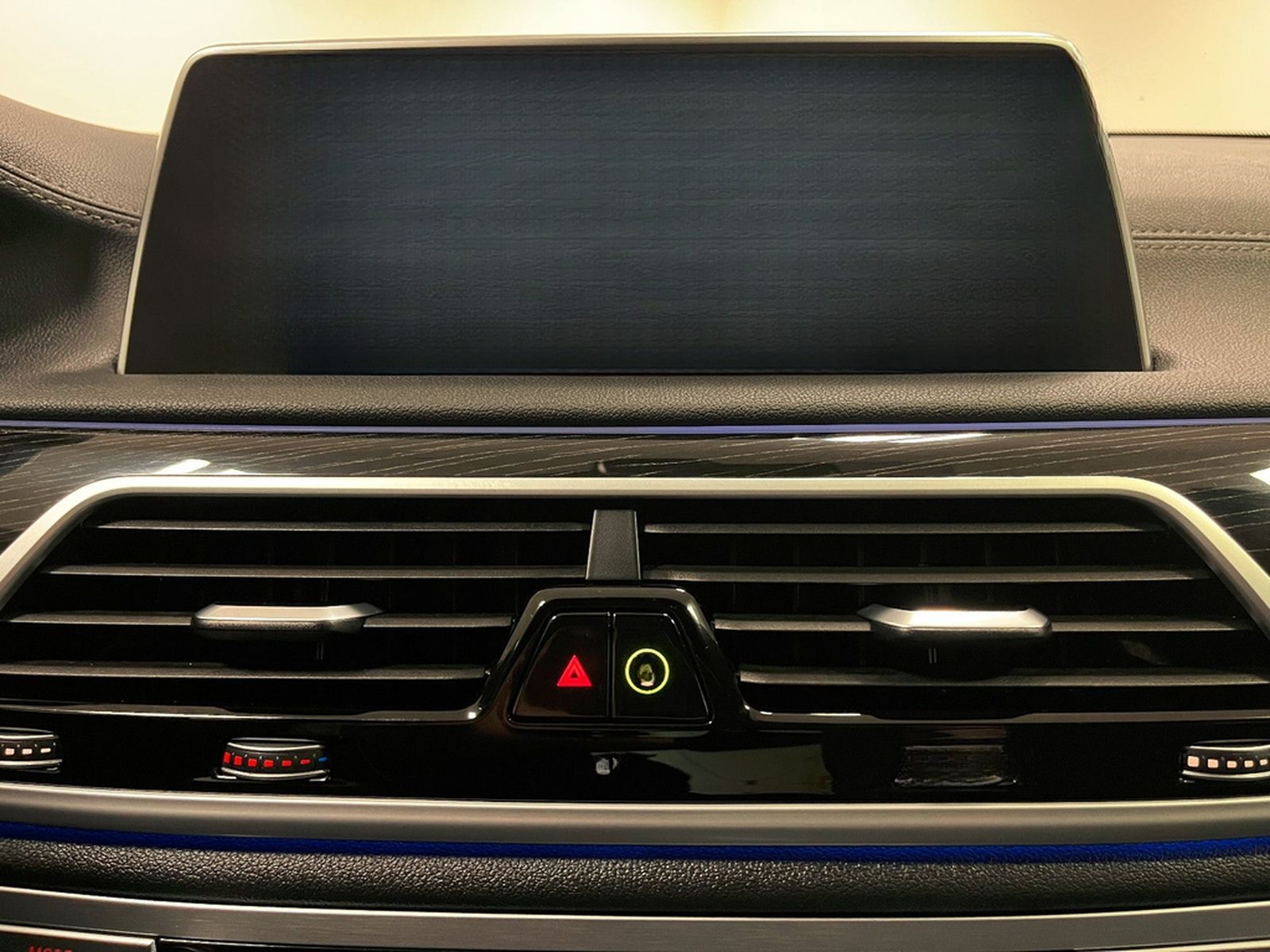 BMW 740 d xDrive M Sport-Paket*Laserlicht/Vollausst. foto 17