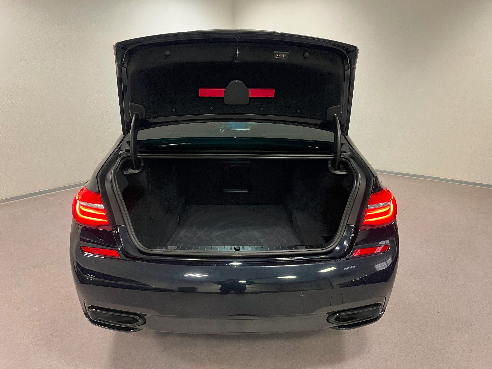 BMW 740 d xDrive M Sport-Paket*Laserlicht/Vollausst. foto 28