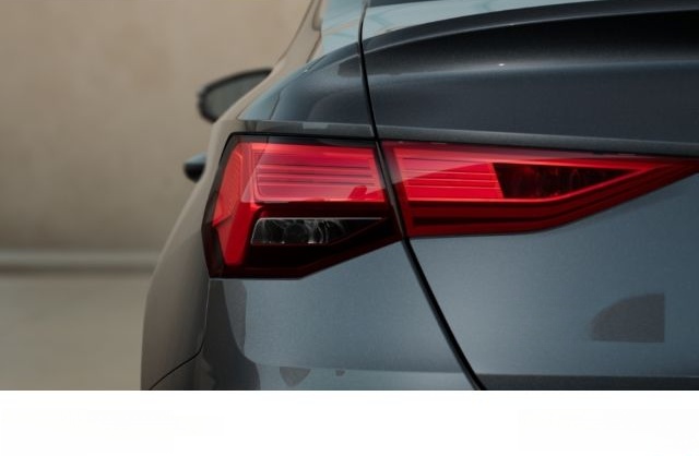 Audi A3 Limousine 30 TFSI S line foto 8