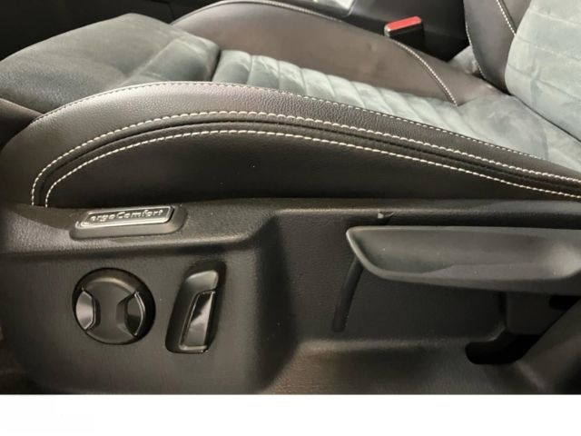 Volkswagen Passat Variant 2.0 TDI DSG IQ.Light NAV AHK LEDE foto 11