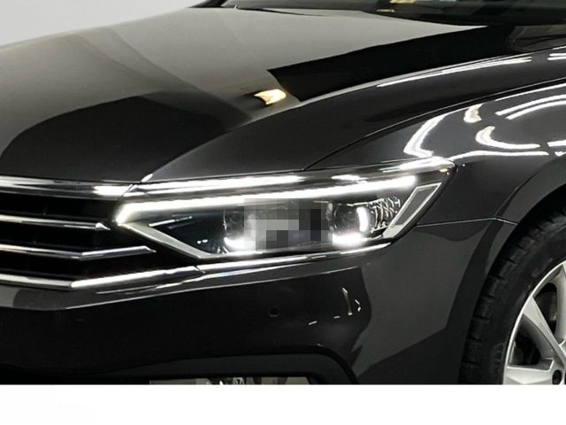 Volkswagen Passat Variant 2.0 TDI DSG IQ.Light NAV AHK LEDE foto 5